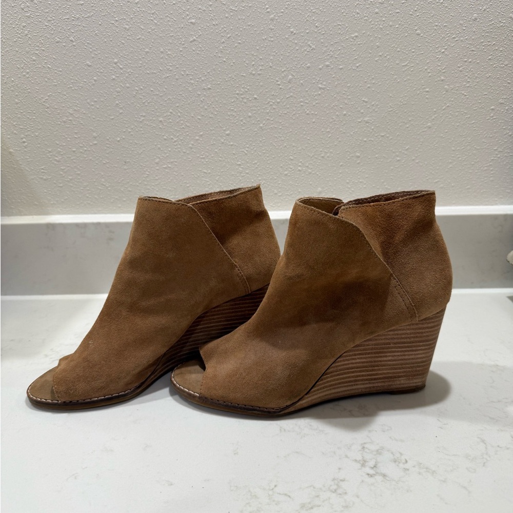 Lucky Brand Camel Suede Peep-Toe Wedge Booties